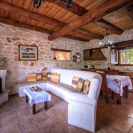 Landsted Ktima Kourou *