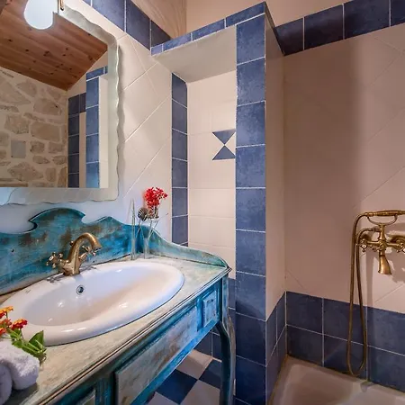 Ktima Kourou Plános