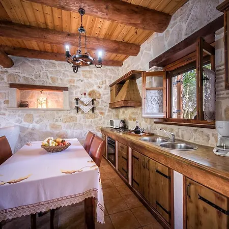 Ktima Kourou Landsted *