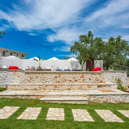 Landsted Ktima Kourou *